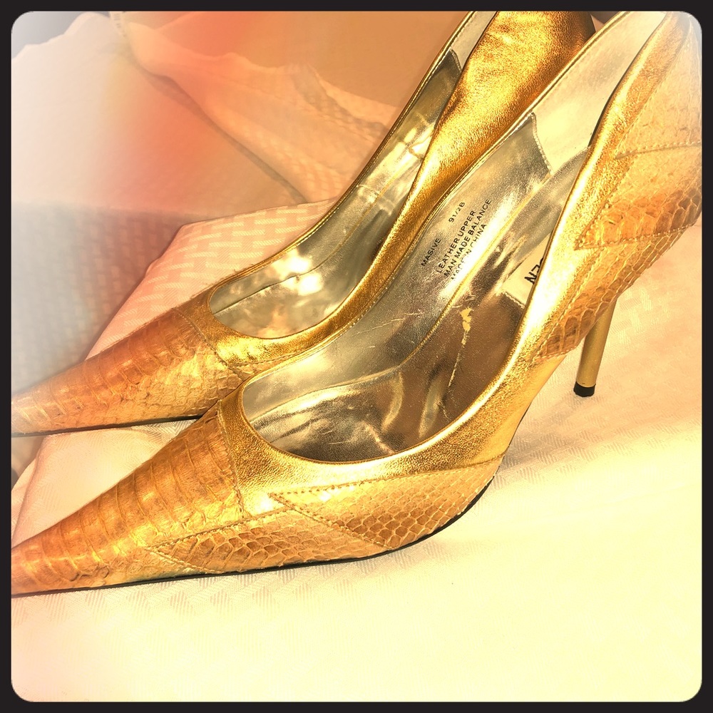 Edgy Steve Madden Gold Pumps